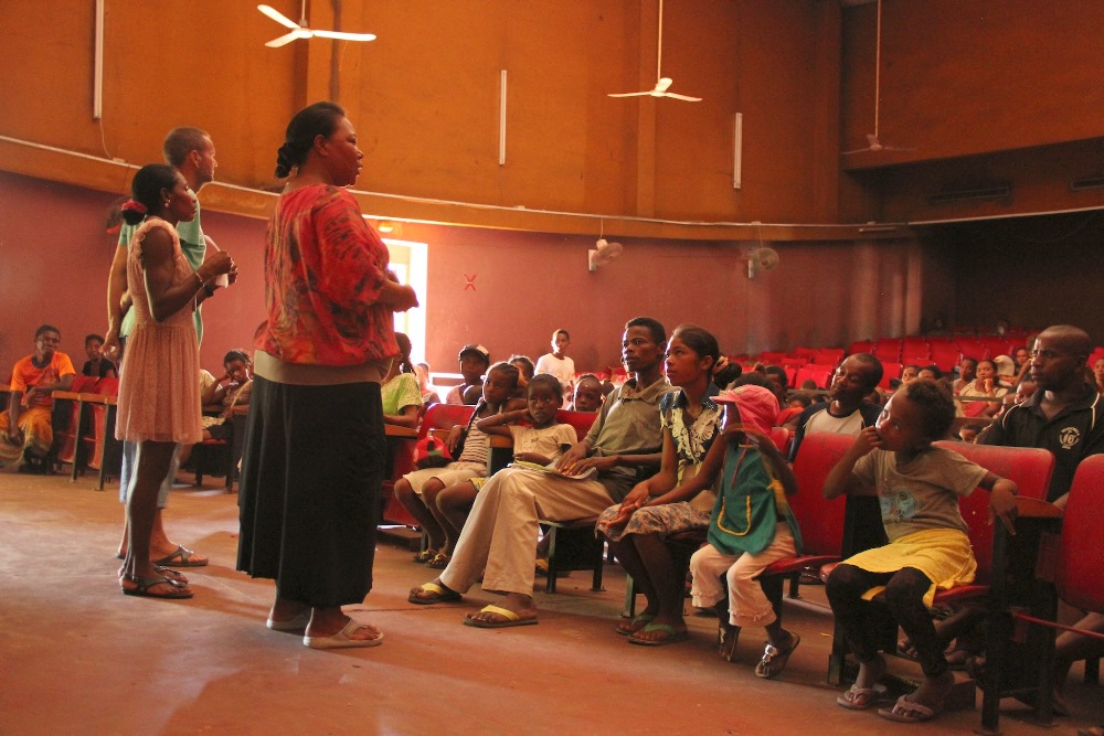 Les parents des élèves  boursiers d’Eau de Coco à Madagascar s’engagent activement dans l’éducation de leurs enfants